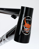 Cotic designed 34/44 taper head tube