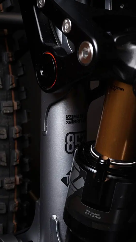 Cotic Jeht UK made high performance steel mountain bike